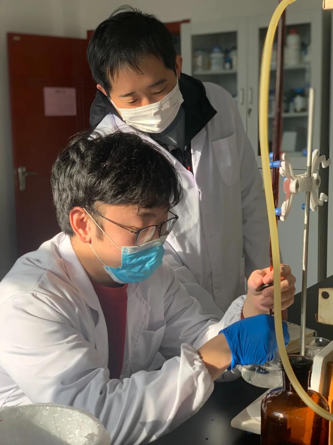 制水公司+水质检验员+赵羽.jpg 图片
